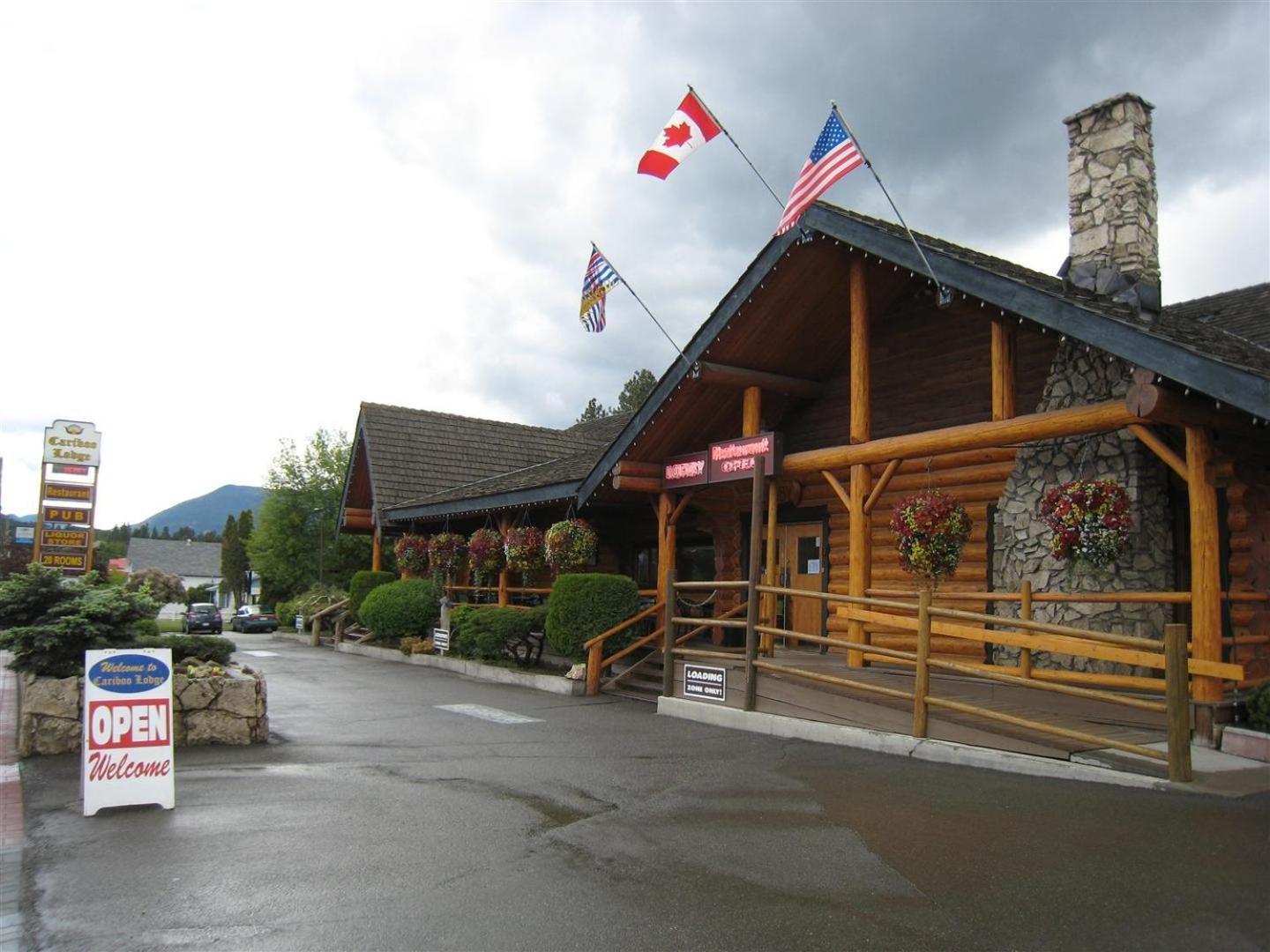 Cariboo Lodge Clinton Ngoại thất bức ảnh