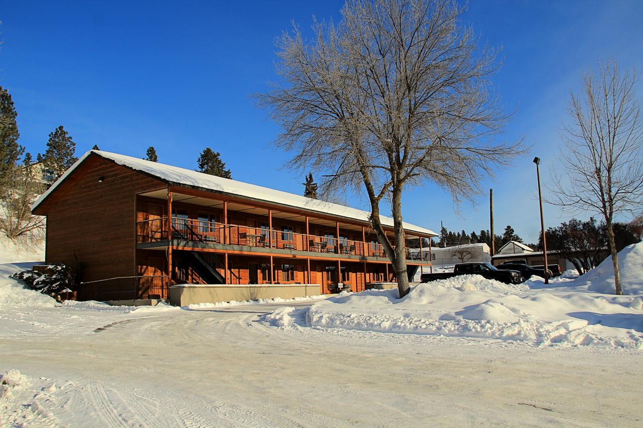 Cariboo Lodge Clinton Ngoại thất bức ảnh