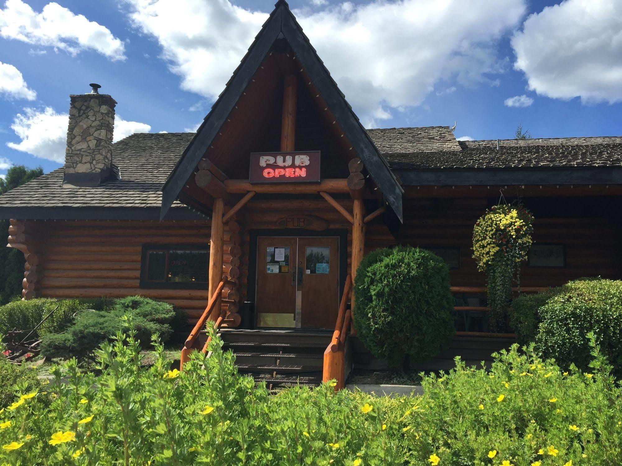 Cariboo Lodge Clinton Ngoại thất bức ảnh